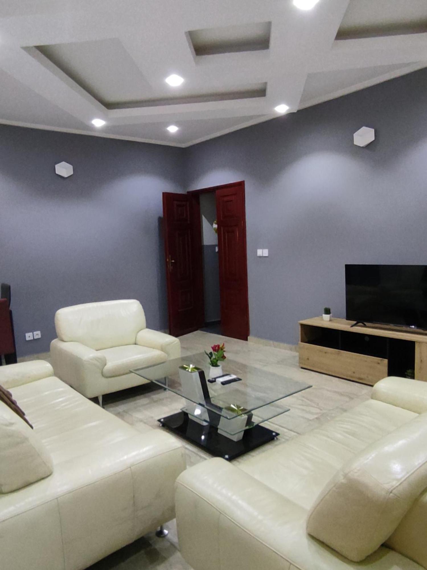 Hotel Appart B4U - Etoudi Yaounde Ngoại thất bức ảnh