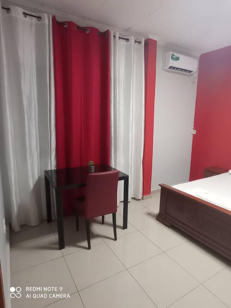 Hotel Appart B4U - Etoudi Yaounde Ngoại thất bức ảnh