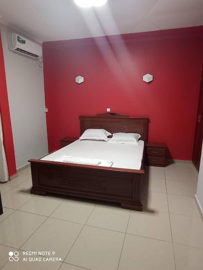 Hotel Appart B4U - Etoudi Yaounde Ngoại thất bức ảnh