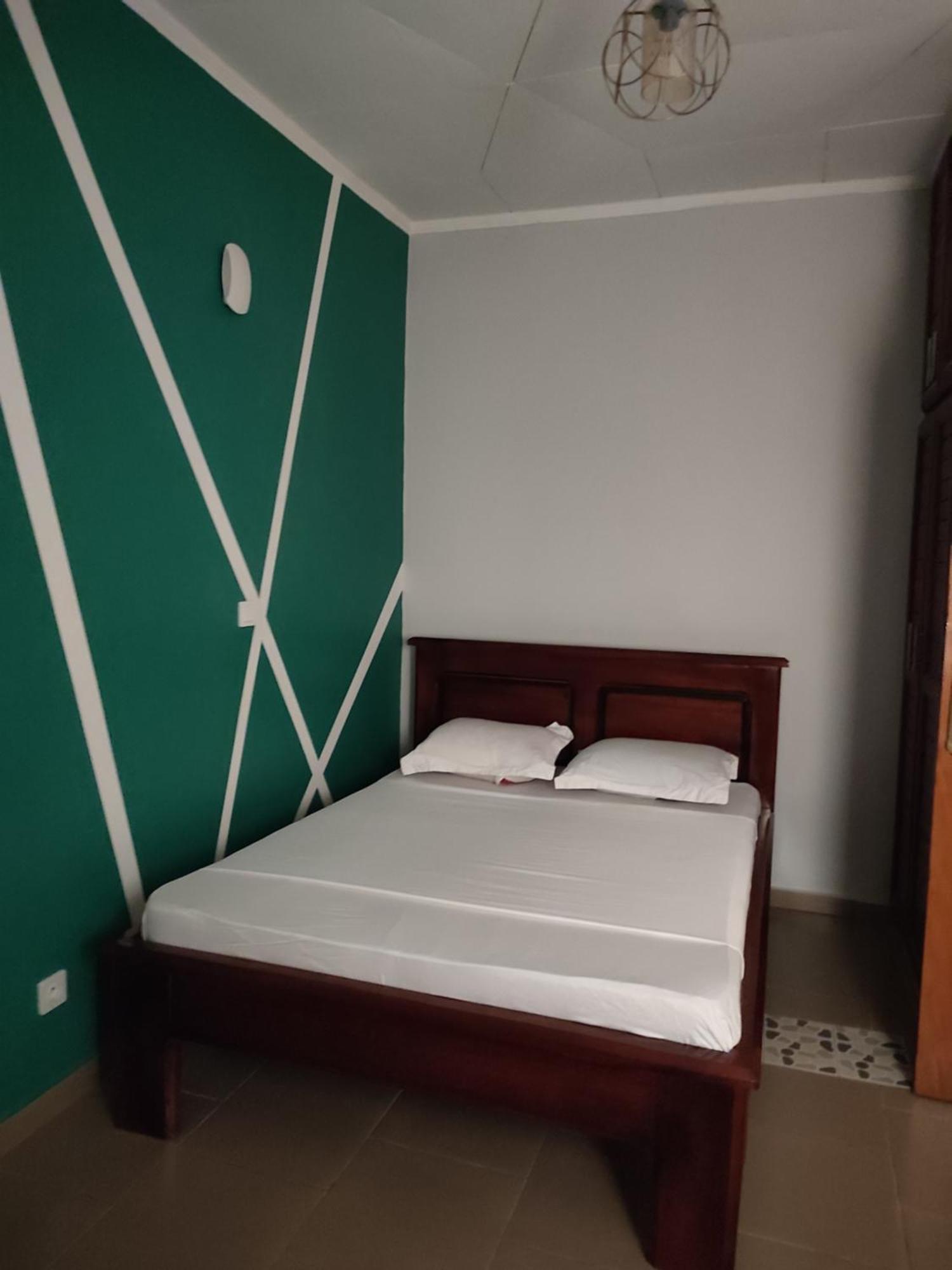 Hotel Appart B4U - Etoudi Yaounde Ngoại thất bức ảnh