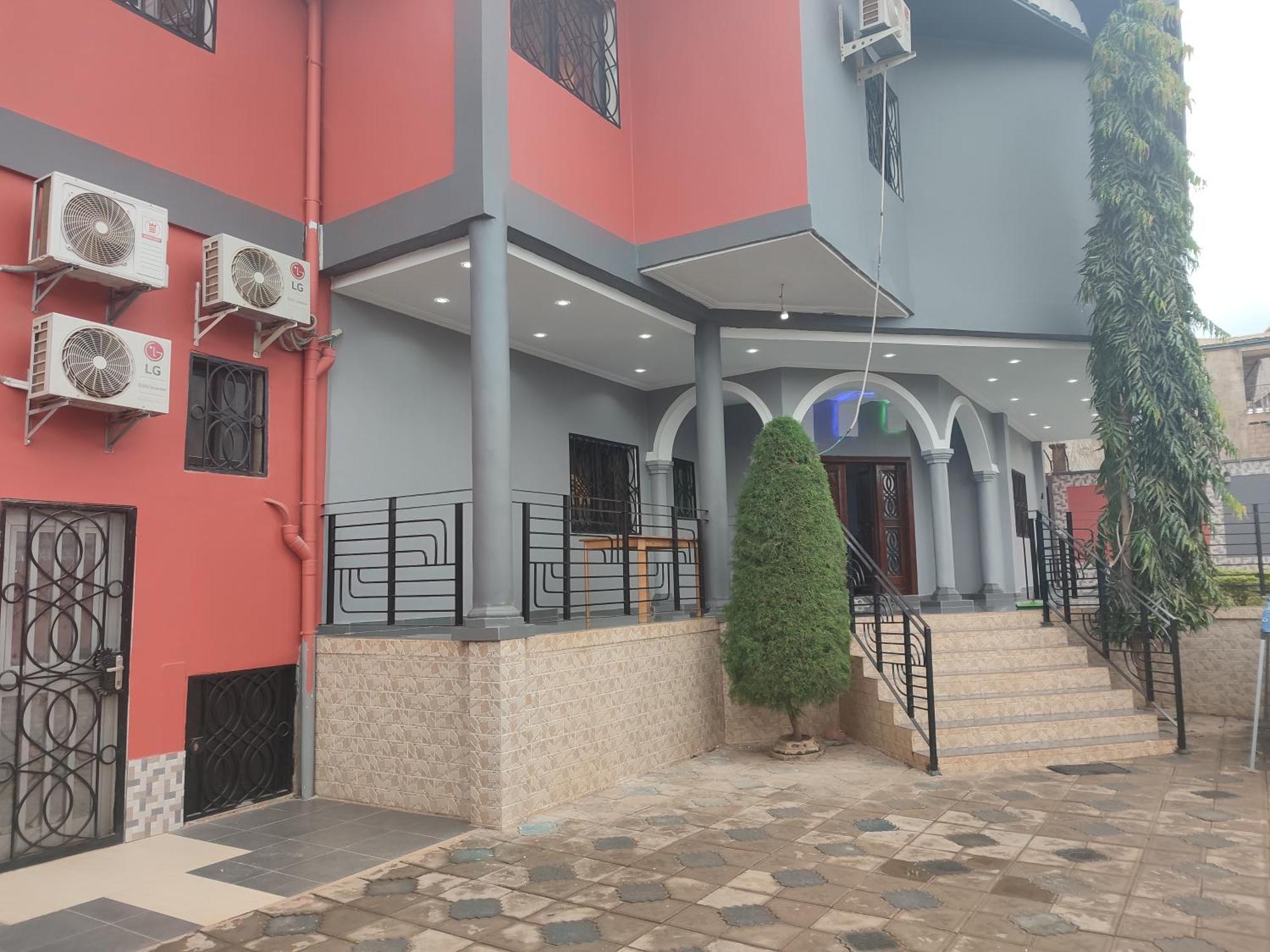 Hotel Appart B4U - Etoudi Yaounde Ngoại thất bức ảnh